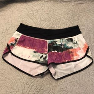 Lululemon Multi Color Run Times 2.5